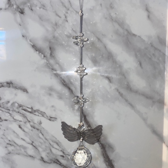 𝐴𝑛𝑔𝑒𝑙 𝑆𝑢𝑛𝑐𝑎𝑡𝑐ℎ𝑒𝑟 - Picture 3 of 9